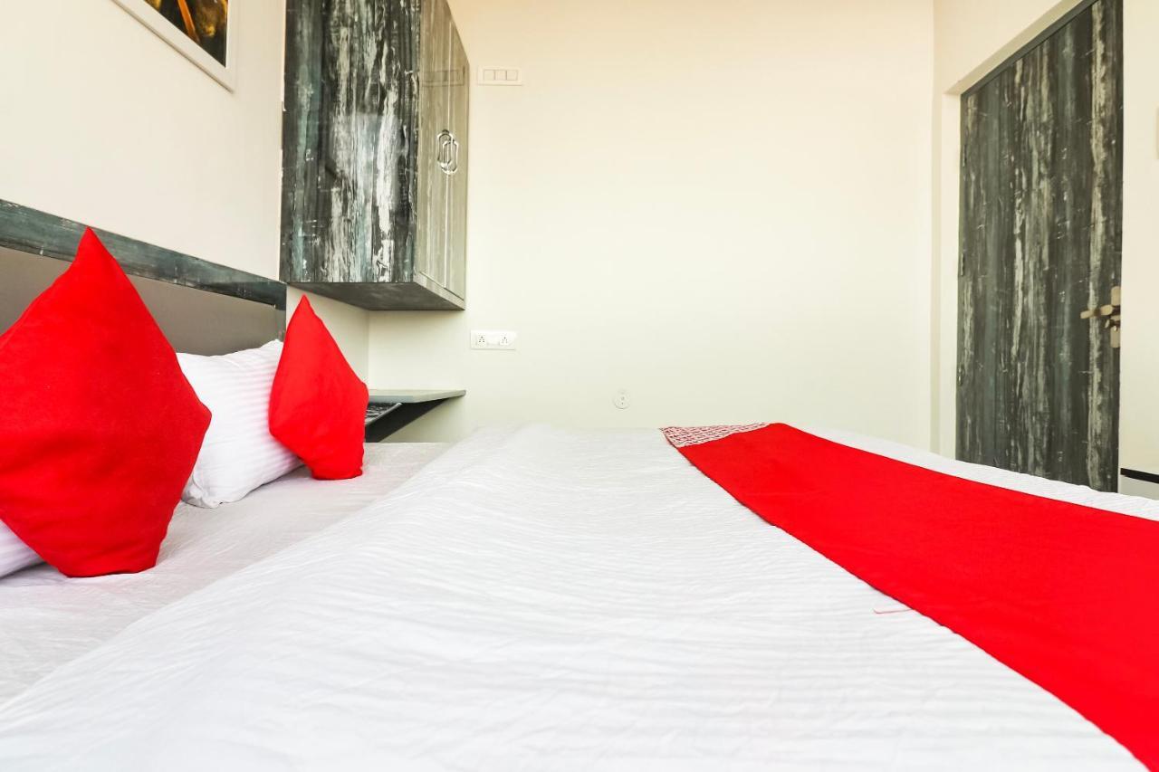 Rohtak Hotel O Sheela מראה חיצוני תמונה
