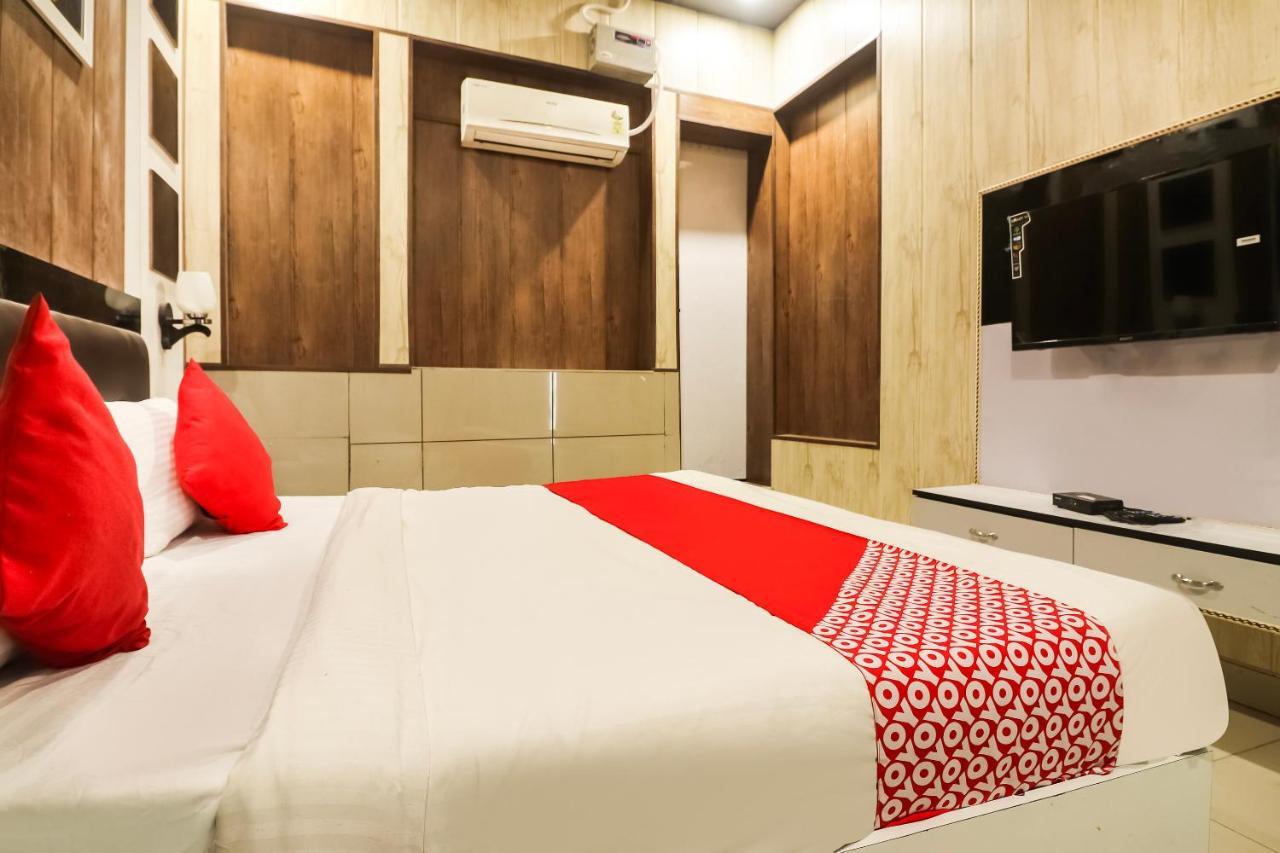 Rohtak Hotel O Sheela מראה חיצוני תמונה